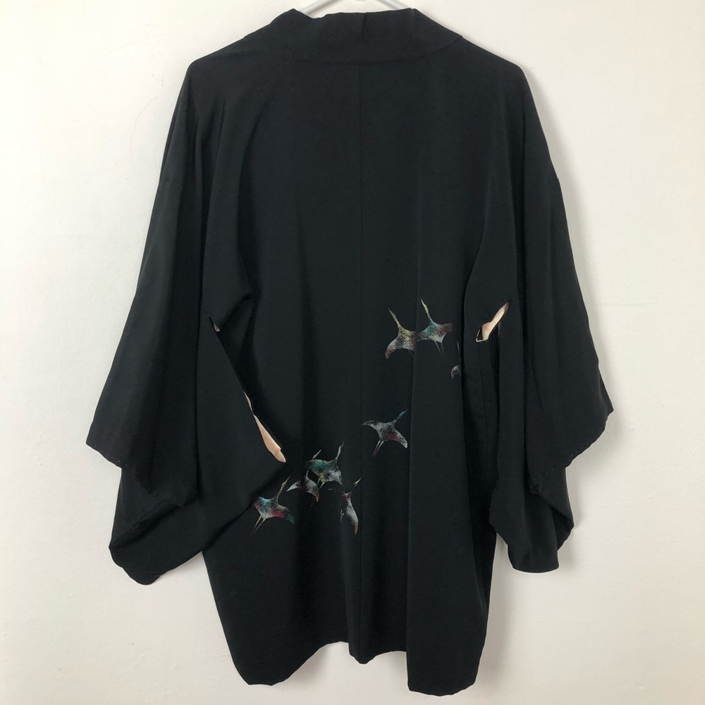 Vintage Kimono w/ Rainbow Crane Bird Interior - Picture 5 of 7